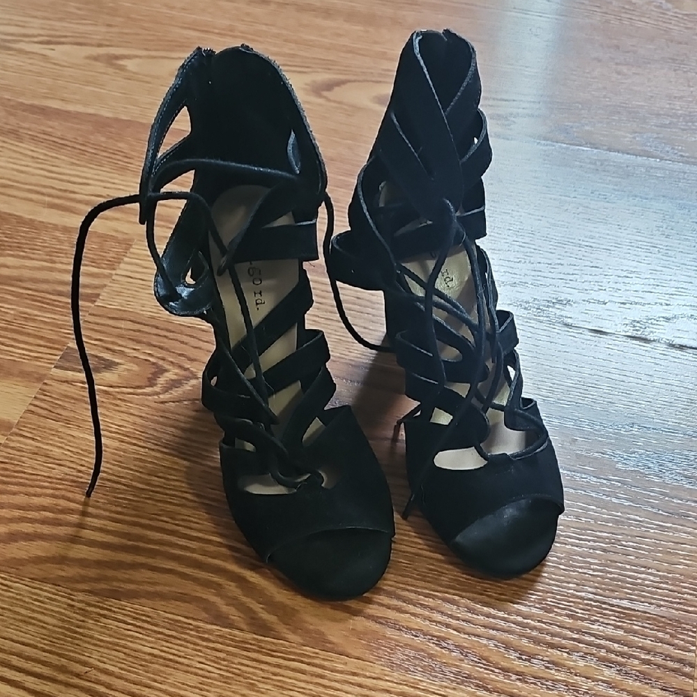 Elegant Black Strappy Heels